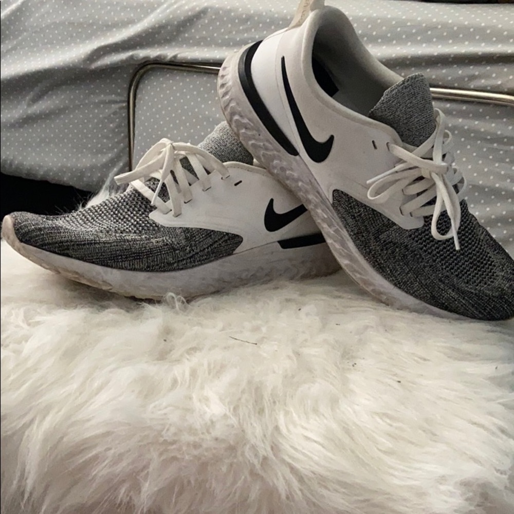 Nike Odessey React flyknit